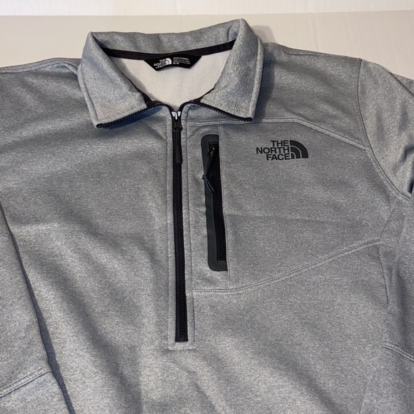 The North Face Men’s Medium Half Zip Long Sleeve Pullover Sweatshirt Jacket - Picture 3 of 4
